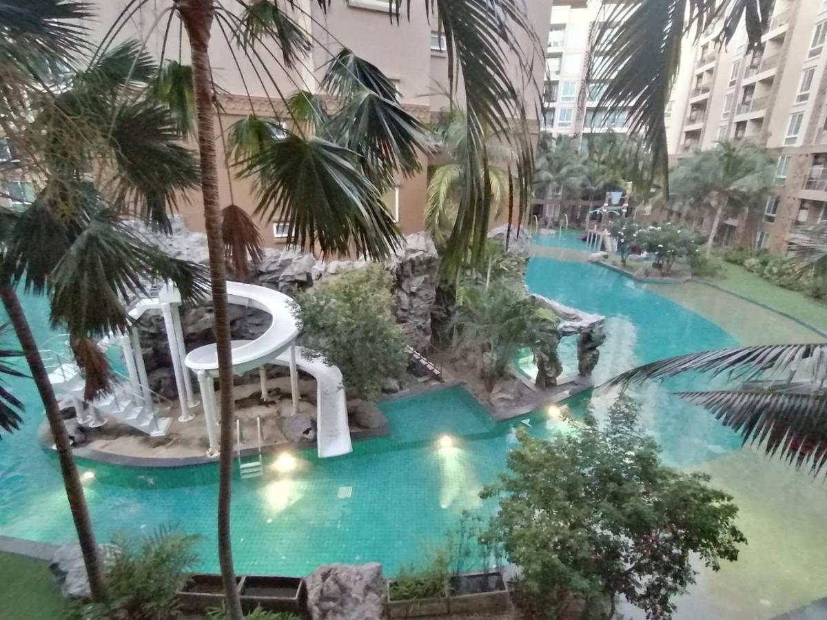 Atlantis Condo Resort By Somphong Praia de Jomtien Exterior foto