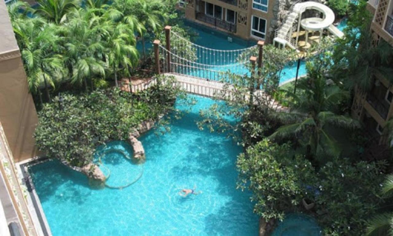 Atlantis Condo Resort By Somphong Praia de Jomtien Exterior foto