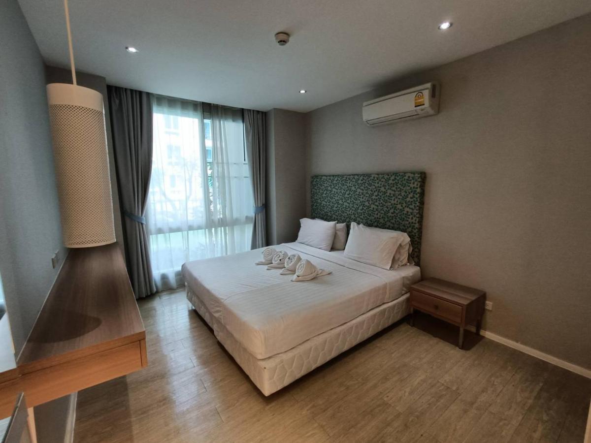 Atlantis Condo Resort By Somphong Praia de Jomtien Exterior foto